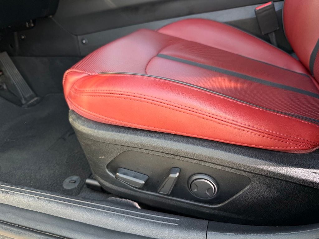 2022 Kia K5 GT-Line *Red Interior Pkg/ Premium Pkg/ Pano Roof