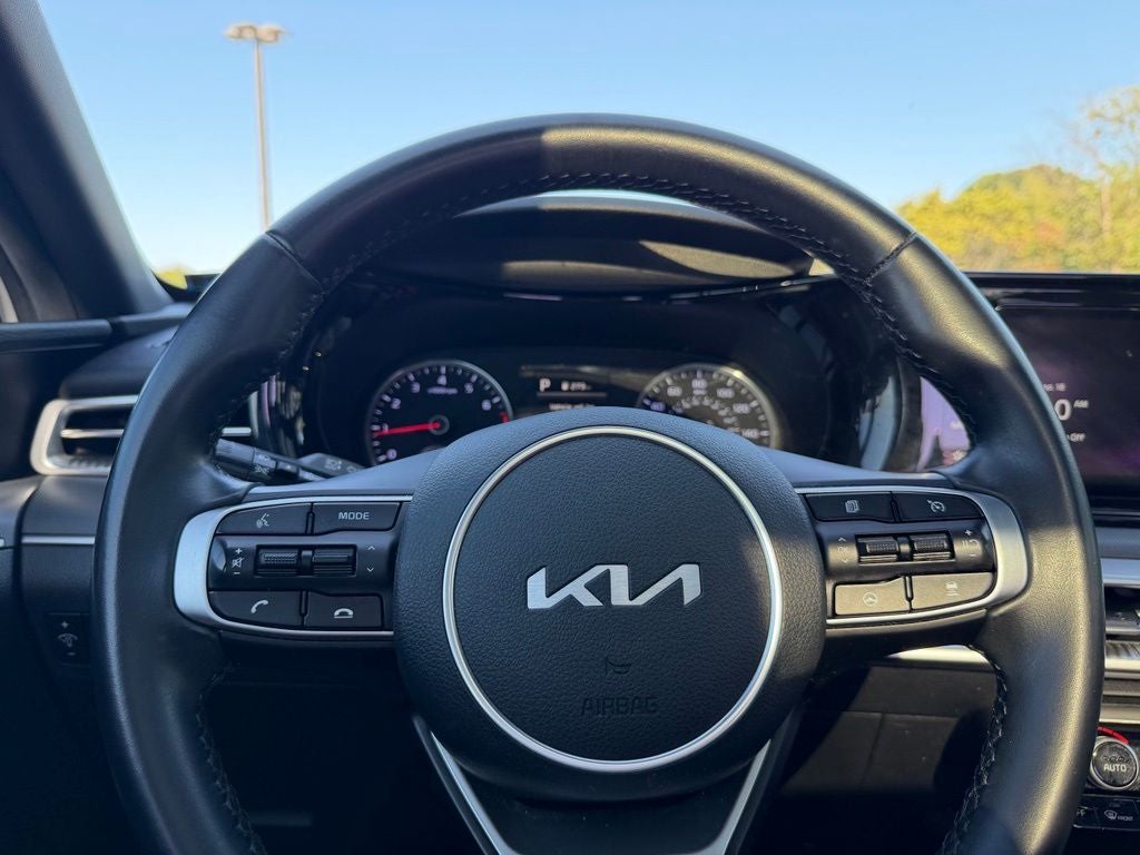 2022 Kia K5 GT-Line *Red Interior Pkg/ Premium Pkg/ Pano Roof
