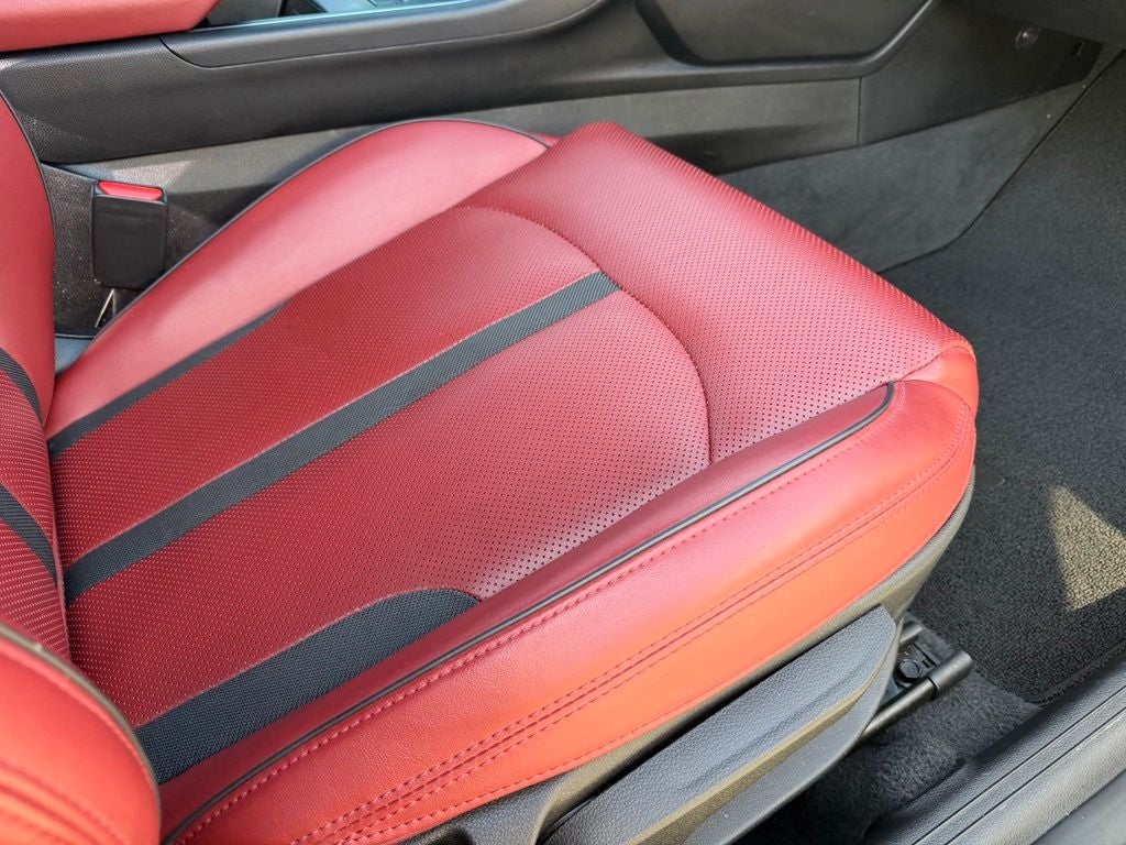 2022 Kia K5 GT-Line *Red Interior Pkg/ Premium Pkg/ Pano Roof
