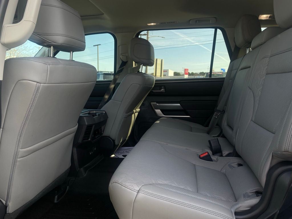 2024 Toyota Sequoia SR5