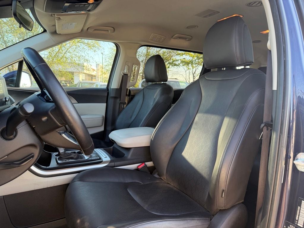 2024 Kia Carnival LX *Kia Certified Pre-Owned/8 Pasenger