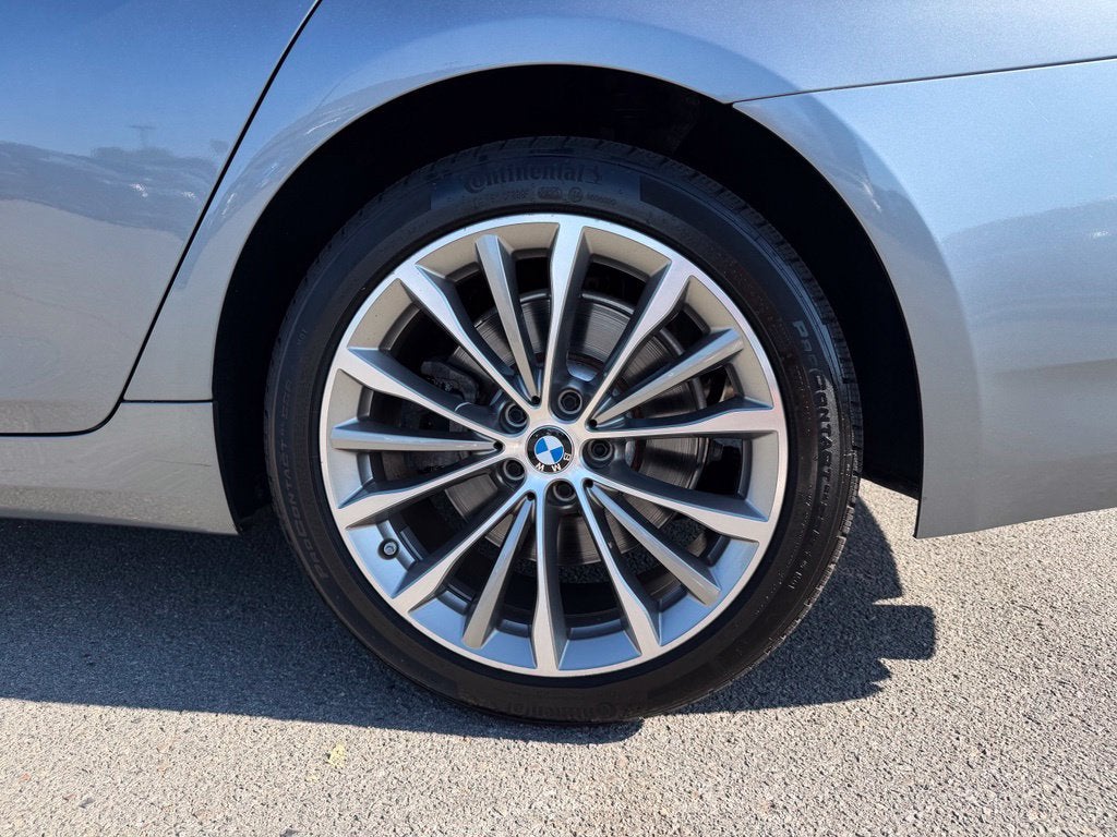 2022 BMW 5 Series 540i xDrive *Live Cockpit Pro/ Convenience Pkg