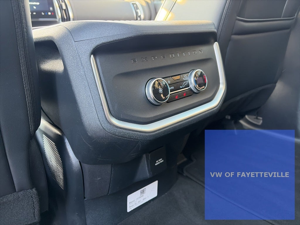 2025 Ford Expedition Max Platinum CLEAN 1-OWNER CARFAX