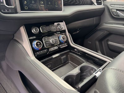 2022 GMC Yukon XL Denali AWD BLACKOUT