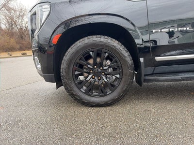2022 GMC Yukon XL Denali AWD BLACKOUT