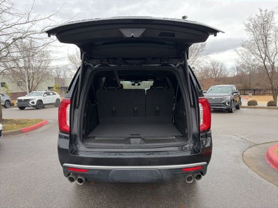 2022 GMC Yukon XL Denali AWD BLACKOUT