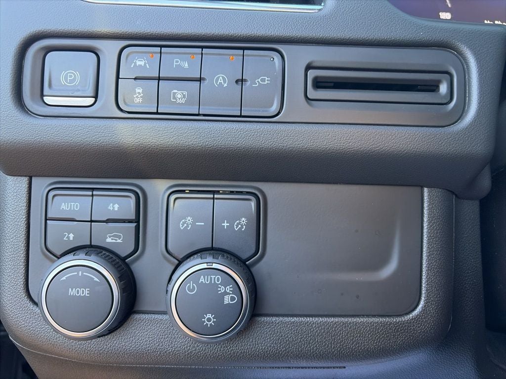 2022 Chevrolet Tahoe RST 8 PASSENGER! RST 4WD CLEAN CARFAX