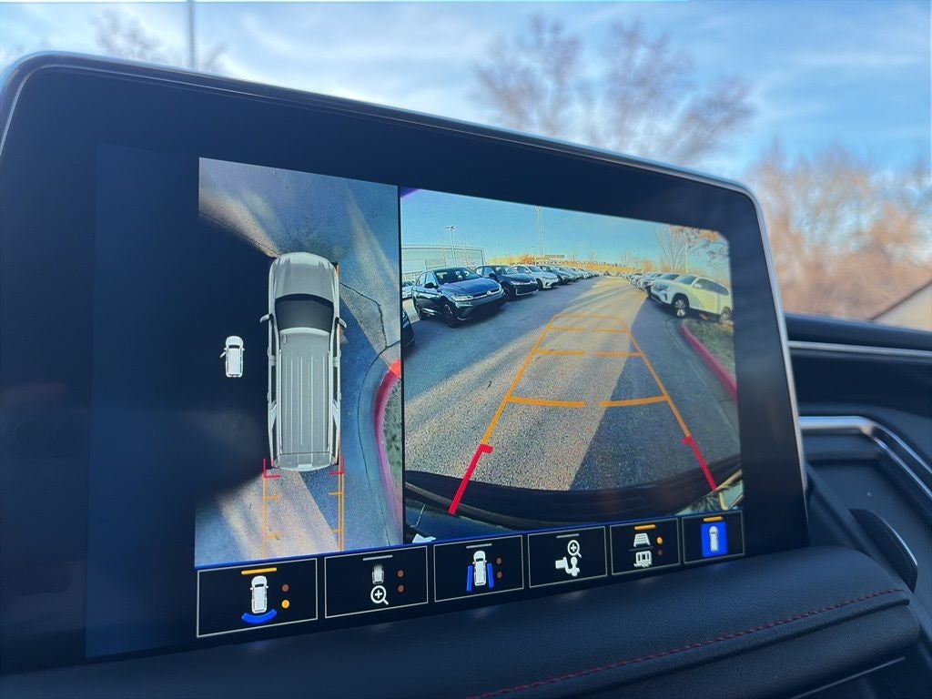 2022 Chevrolet Tahoe RST 8 PASSENGER! RST 4WD CLEAN CARFAX