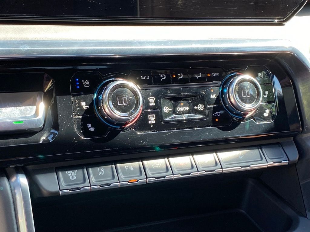 2024 GMC Sierra 2500HD Denali Ultimate