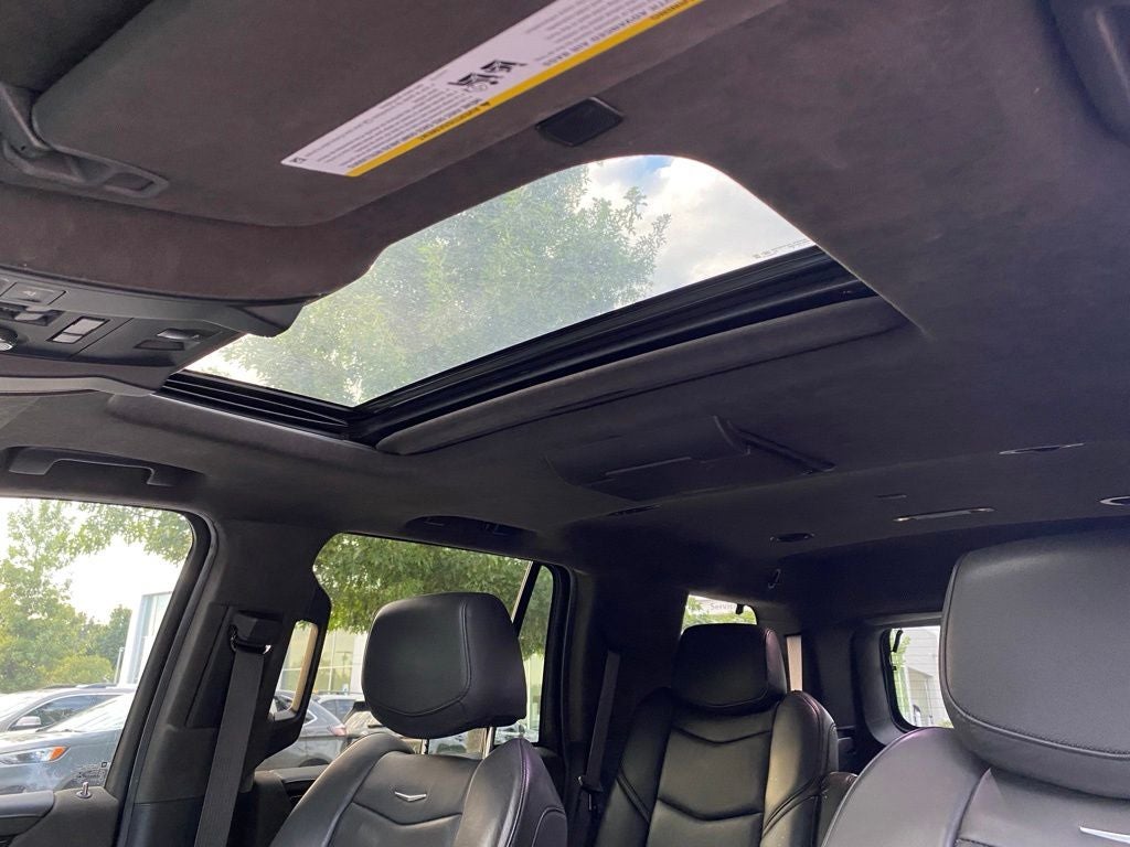 2020 Cadillac Escalade Platinum Edition