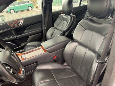 2018 Lincoln Continental Select