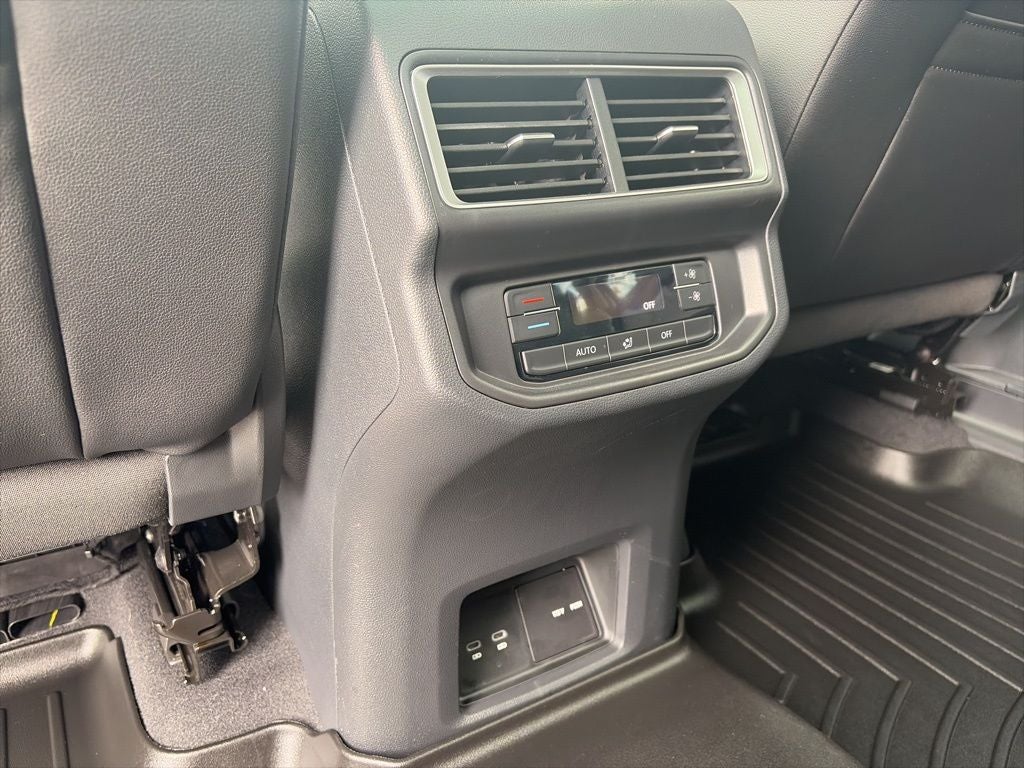 2025 Volkswagen Atlas 2.0T Peak Edition CLEAN 1-OWNER CARFAX