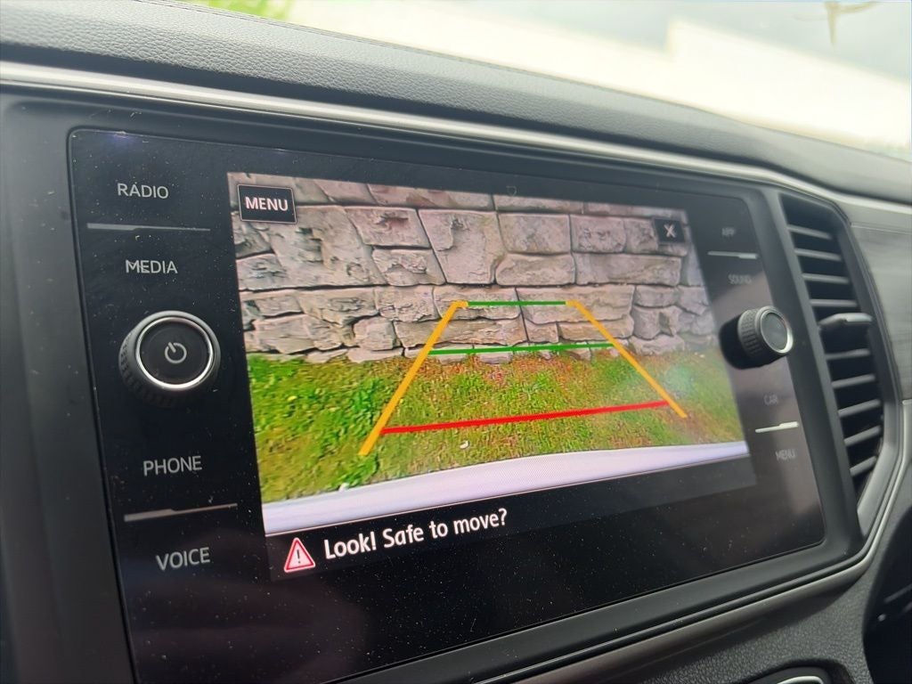 2020 Volkswagen Atlas Cross Sport 2.0T SE w/Technology