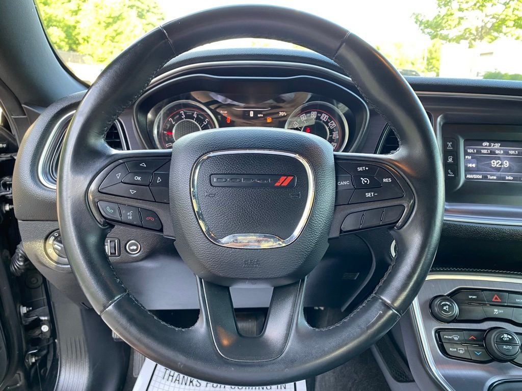 2015 Dodge Challenger SXT