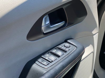 2017 Chrysler Pacifica Touring L