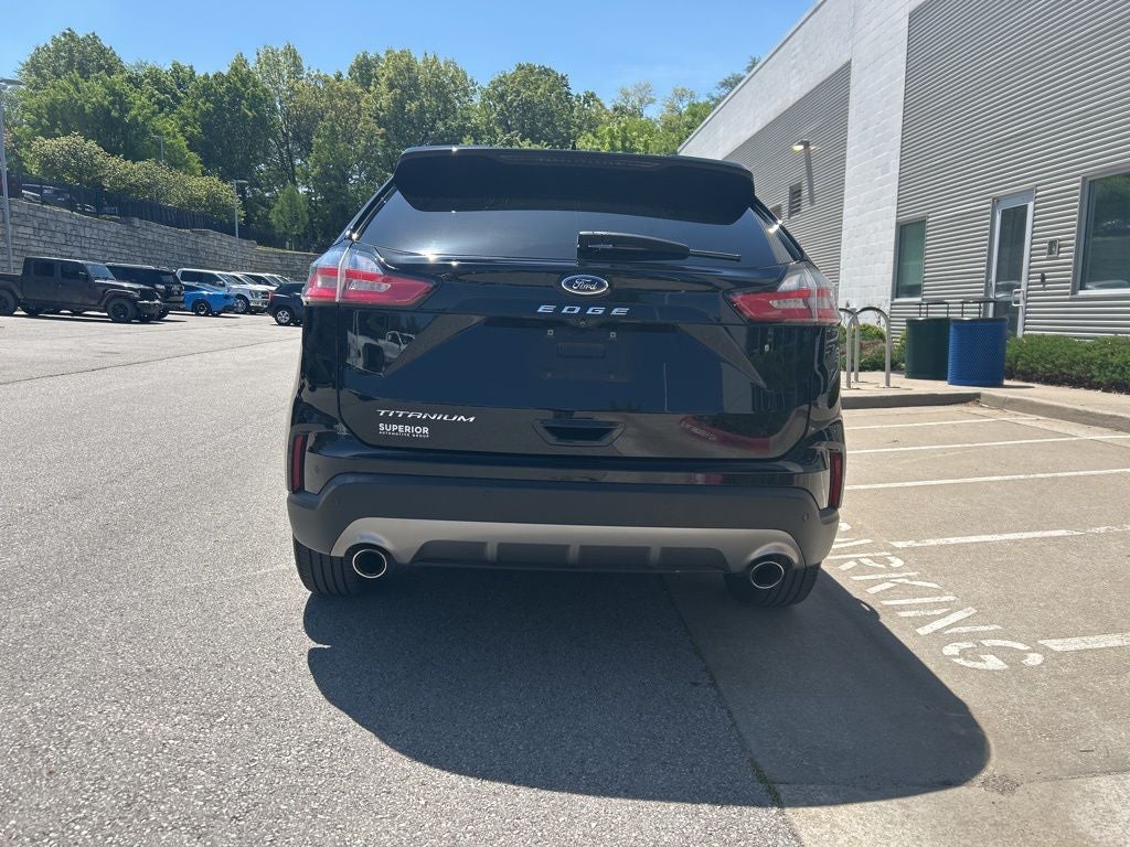 2021 Ford Edge Titanium