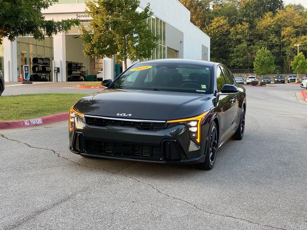 2025 Kia K4 GT-Line