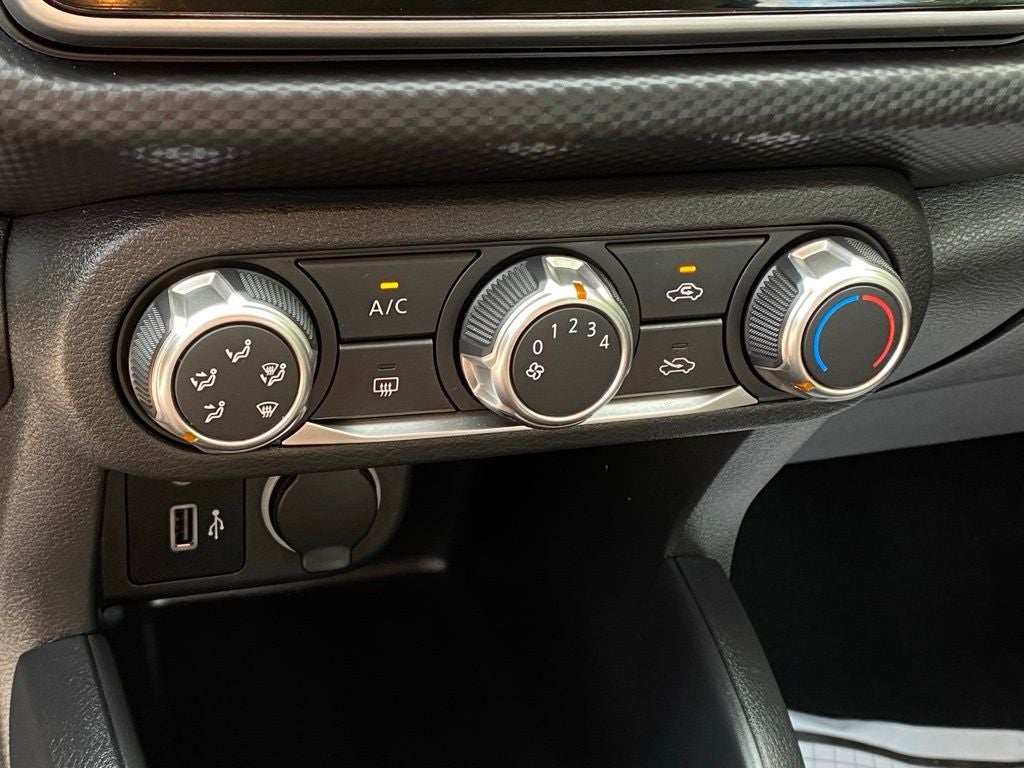 2025 Nissan Kicks Play S