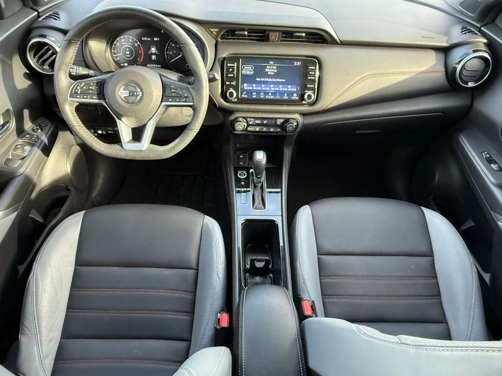 2021 Nissan Kicks SR