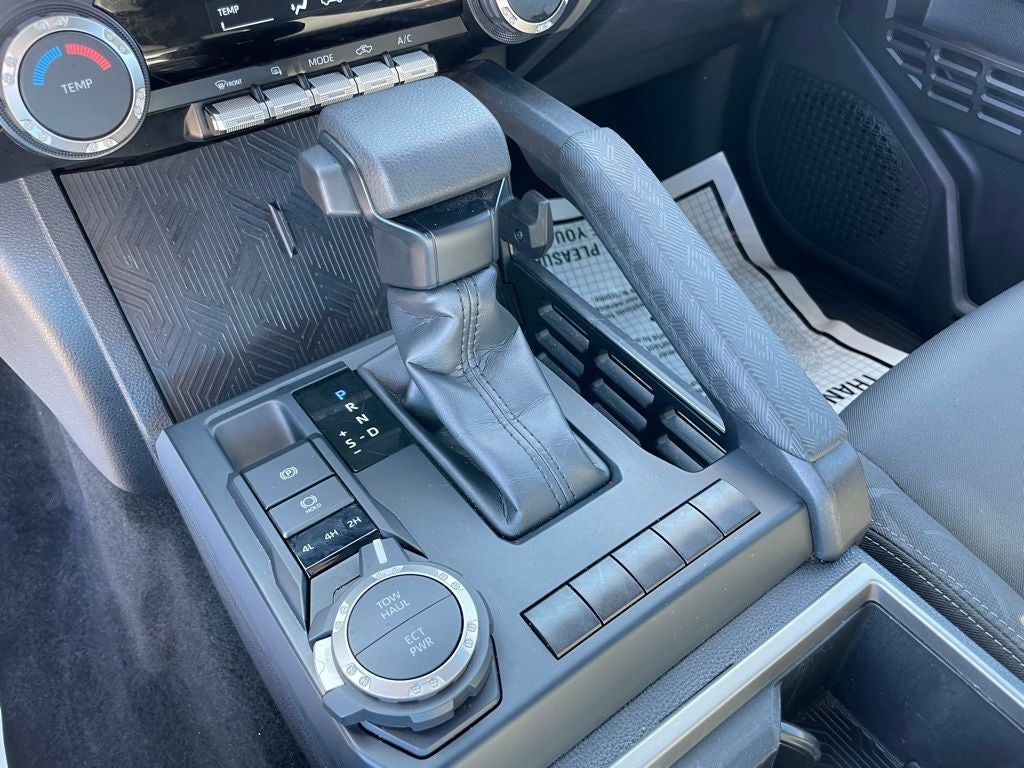2024 Toyota Tacoma SR5 4x4