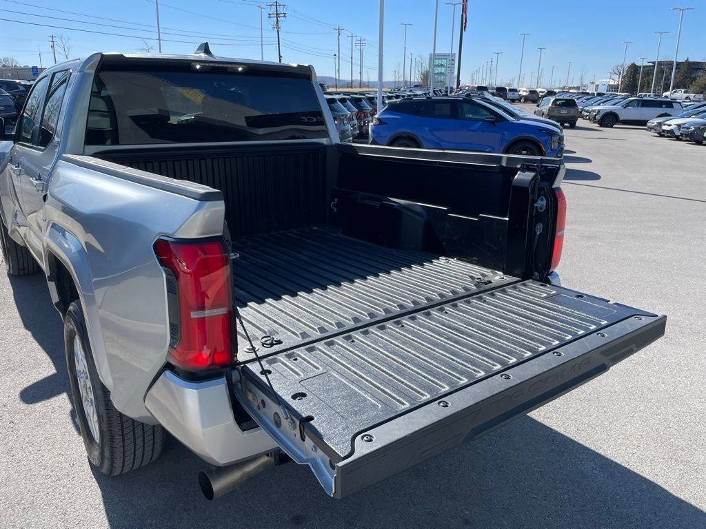 2024 Toyota Tacoma SR5 4x4