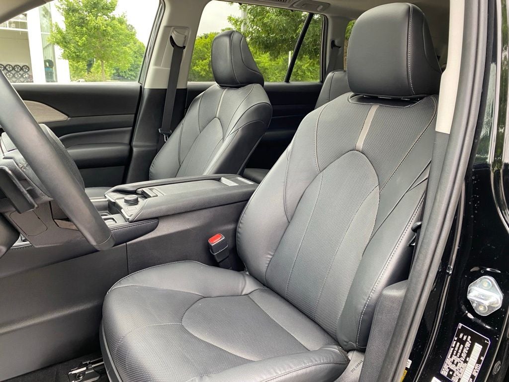 2024 Toyota Grand Highlander Platinum