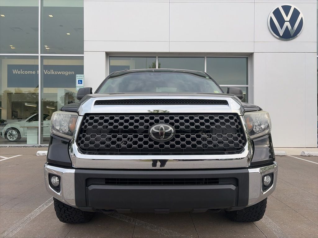 2018 Toyota Tundra SR5 5.7L V8 CLEAN CARFAX, BFGoodrich A/T Tires