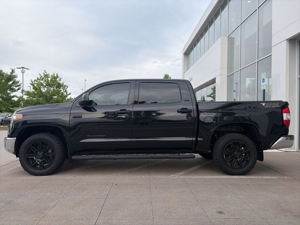 2018 Toyota Tundra SR5 5.7L V8 CLEAN CARFAX, BFGoodrich A/T Tires