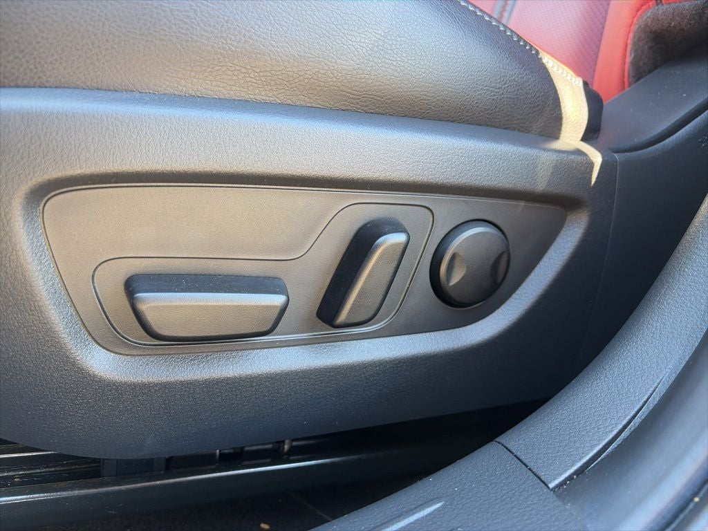 2025 Mazda Mazda CX-50 Hybrid Premium Clean 1-Owner CARFAX