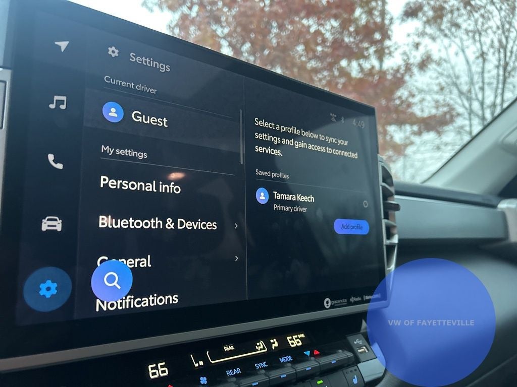 2024 Toyota Sequoia SR5 LEATHER ROOF 4x4 8 Passenger, 1 OWNER CLEAN CARFAX