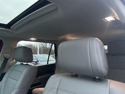 2024 Toyota Sequoia SR5 LEATHER ROOF 4x4 8 Passenger, 1 OWNER CLEAN CARFAX