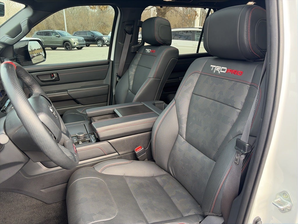 2024 Toyota Sequoia TRD Pro LOCAL VEHICLE, CLEEAN 1-OWNER CARFAX!!!!