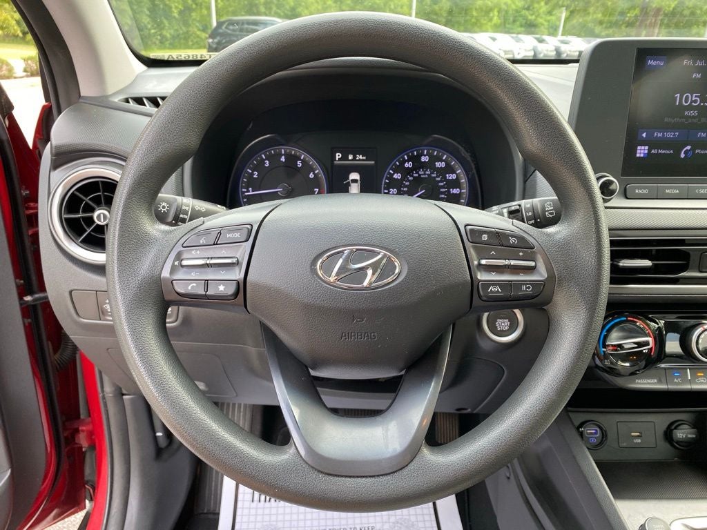 2022 Hyundai KONA SEL