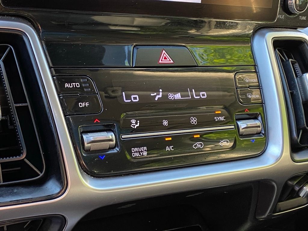 2022 Kia Sorento Hybrid EX