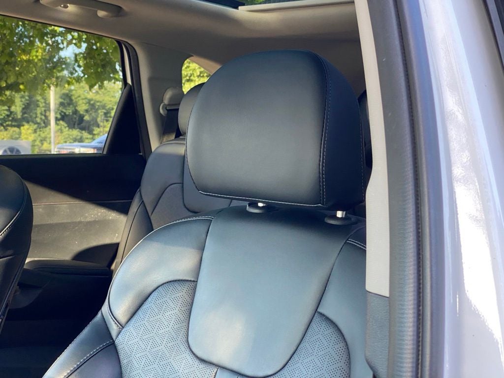2022 Kia Sorento Hybrid EX