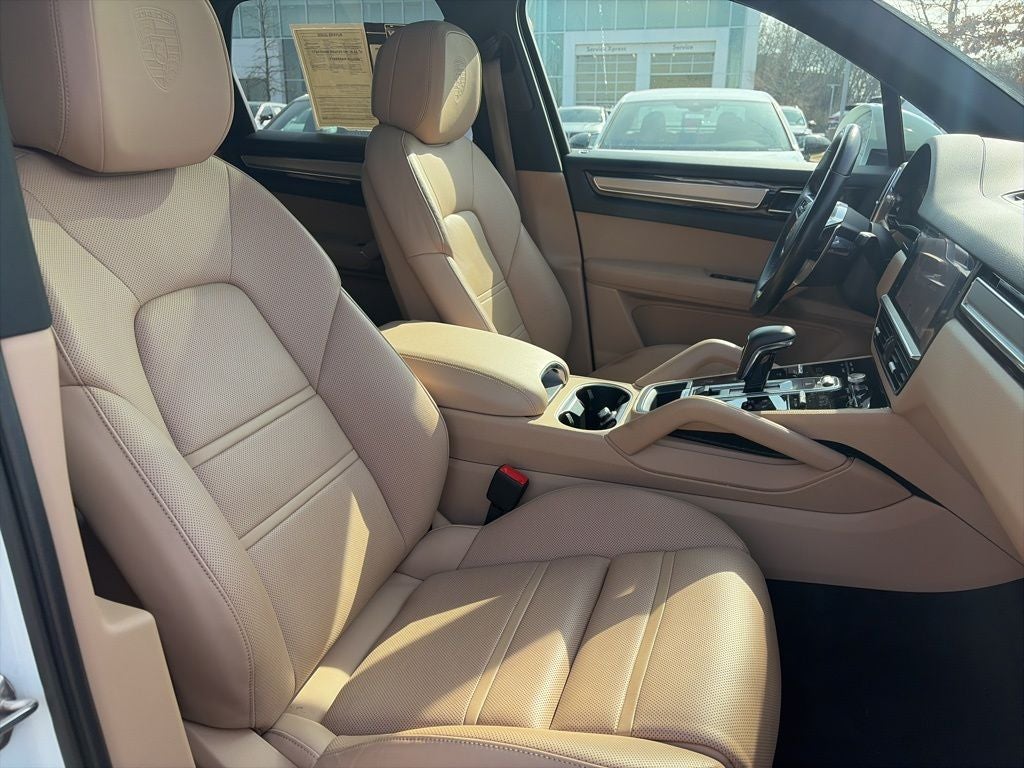 2023 Porsche Cayenne Platinum Edition CLEAN CARFAX, GREAT RECORDS