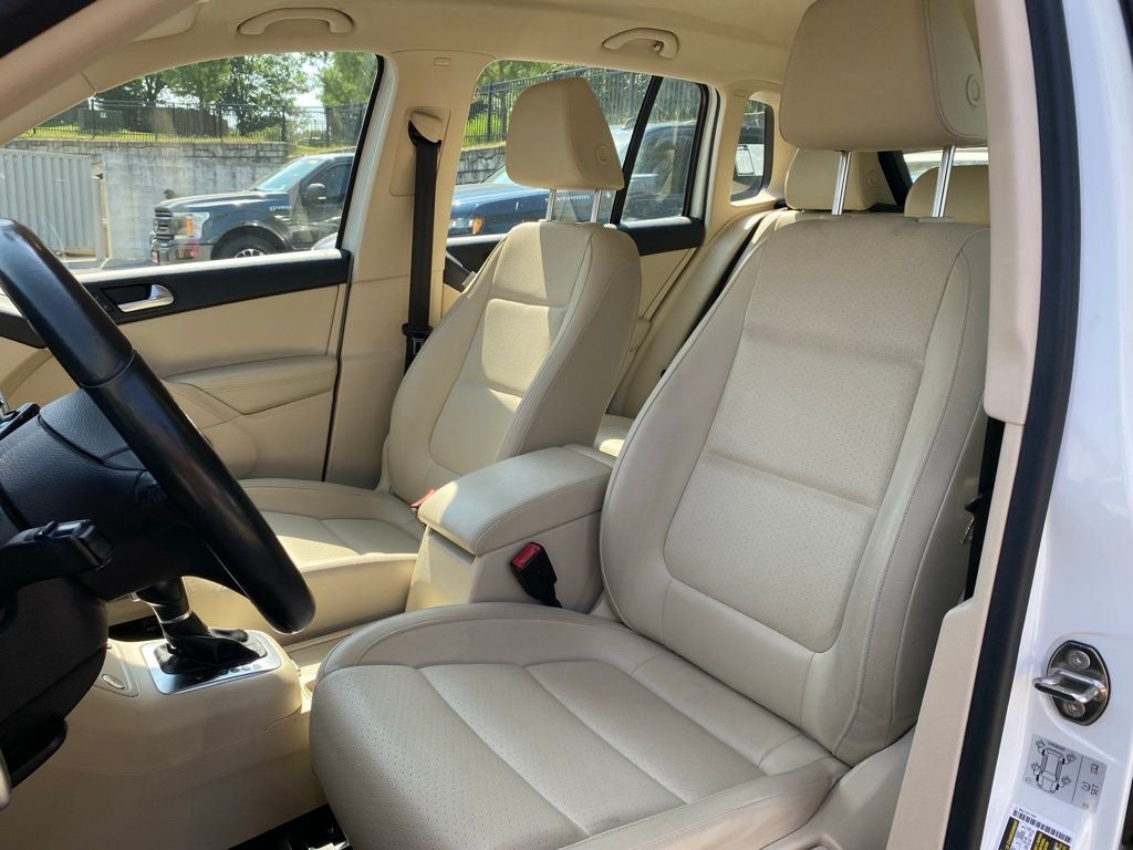 2016 Volkswagen Tiguan S