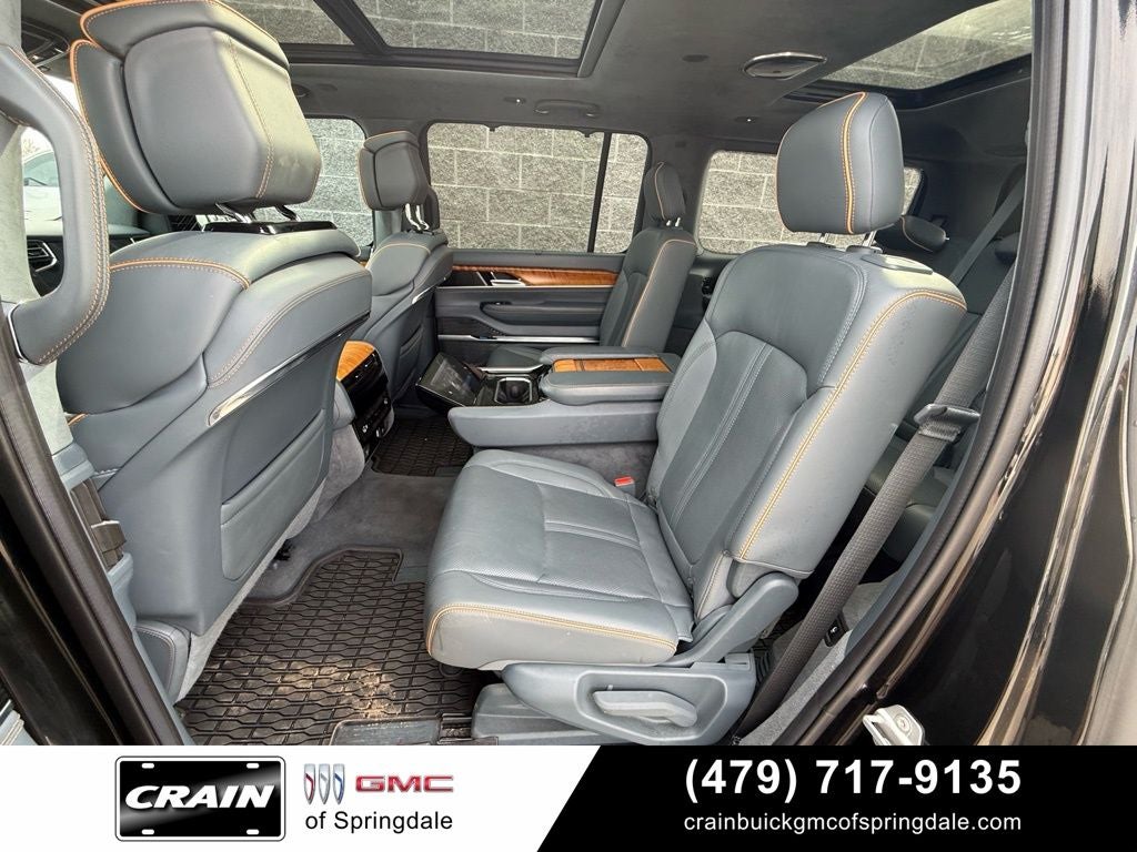 2022 Jeep Grand Wagoneer Series II