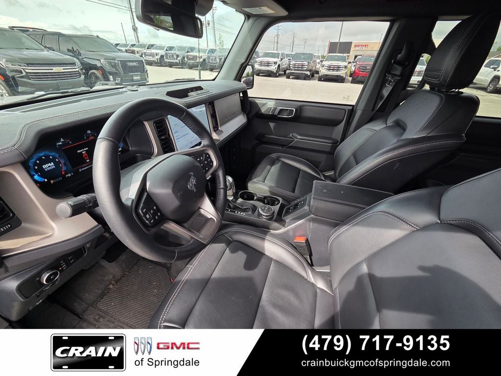 2025 Ford Bronco Outer Banks Lux Package