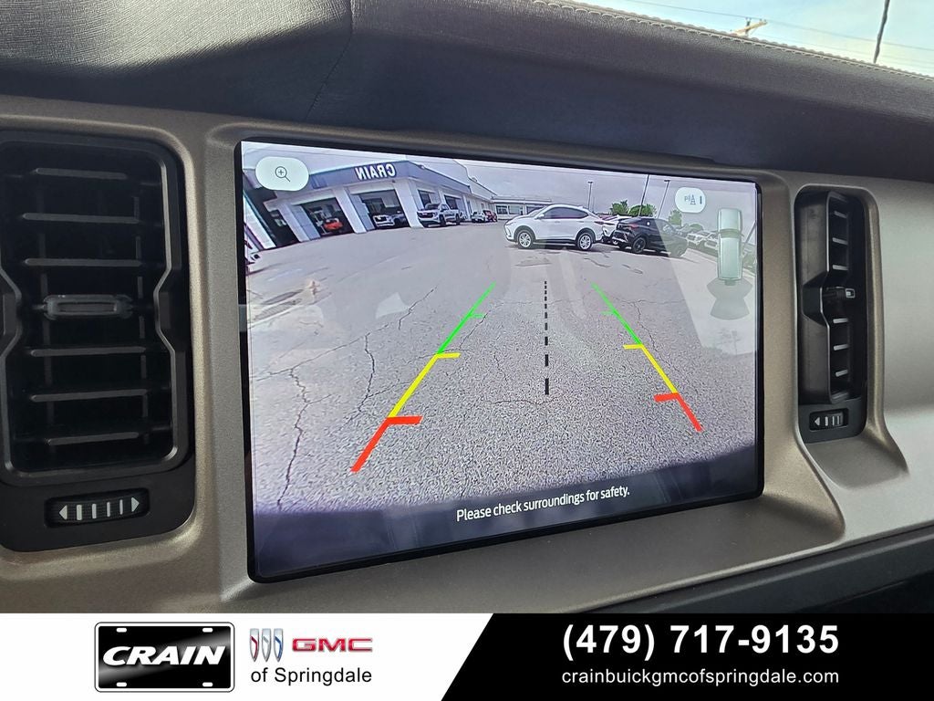 2025 Ford Bronco Outer Banks Lux Package