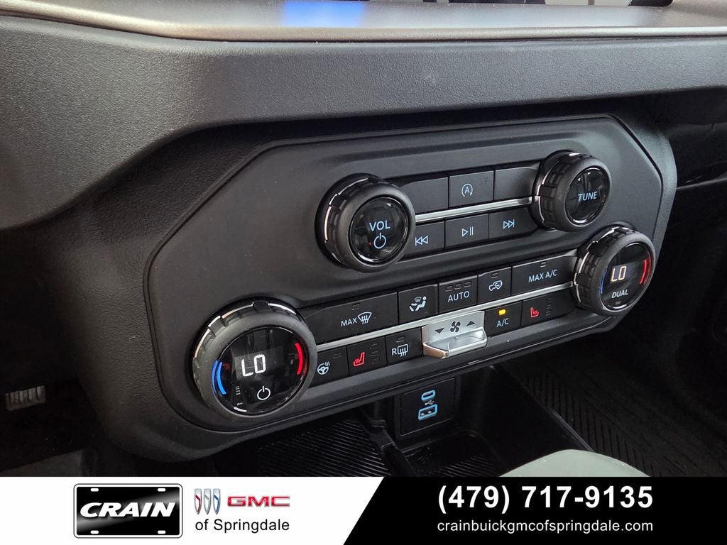 2025 Ford Bronco Outer Banks Lux Package