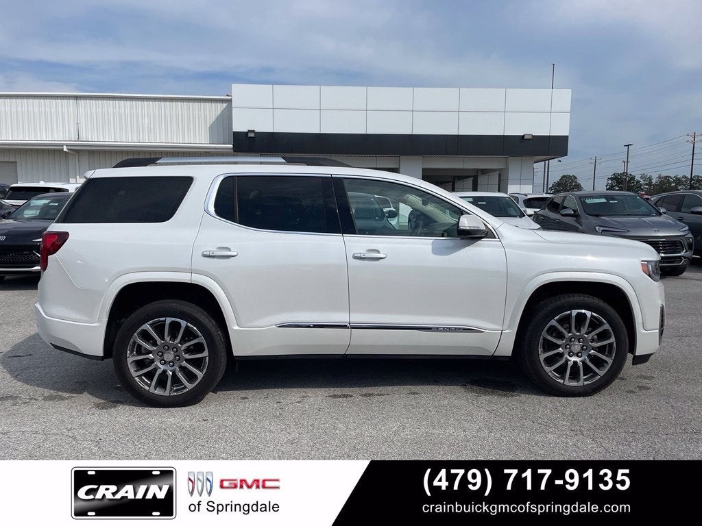 2023 GMC Acadia Denali