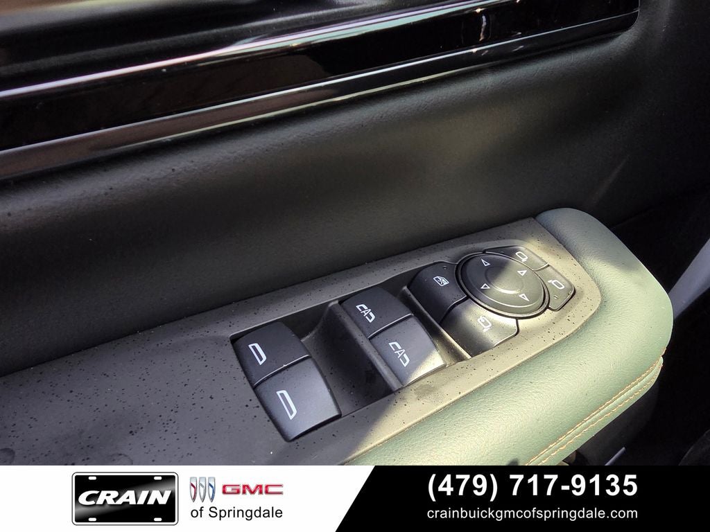 2025 GMC Yukon AT4