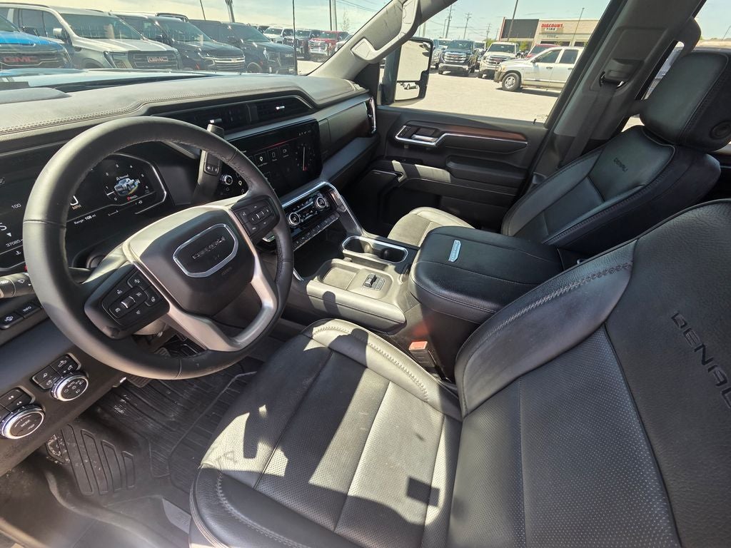 2024 GMC Sierra 2500HD Denali