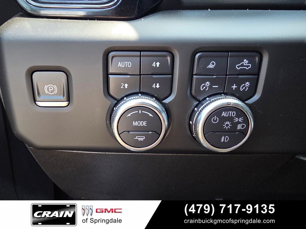 2024 GMC Sierra 1500 AT4 6.2L V8