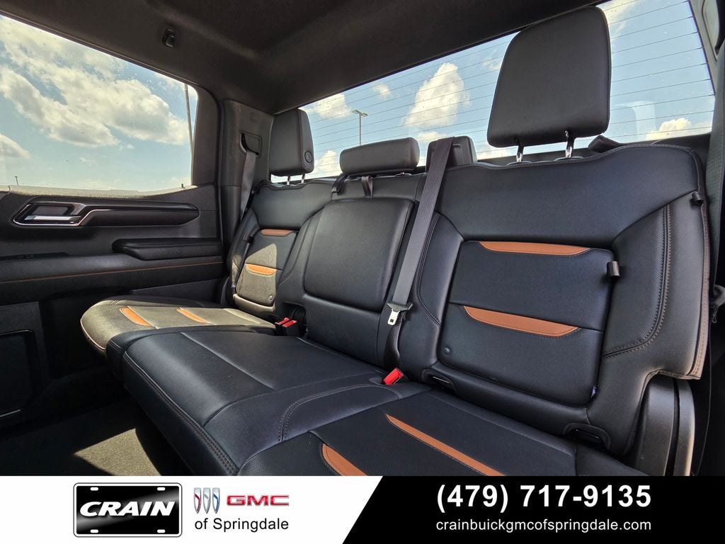 2024 GMC Sierra 1500 AT4 6.2L V8