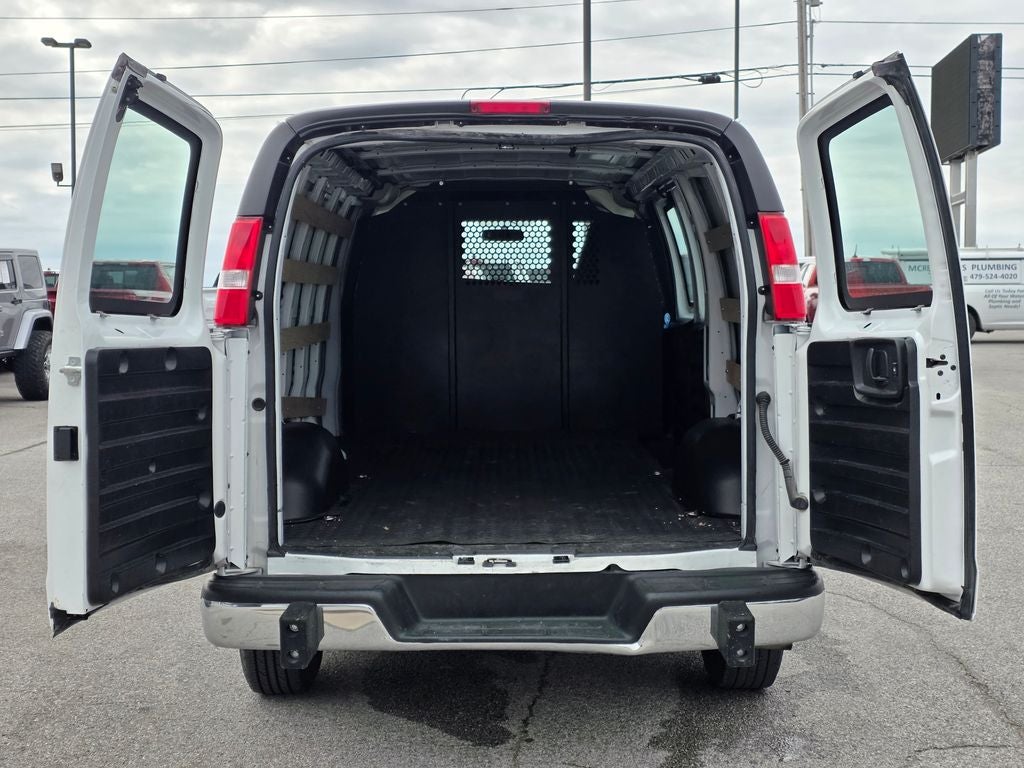 2024 GMC Savana 2500 Work Van