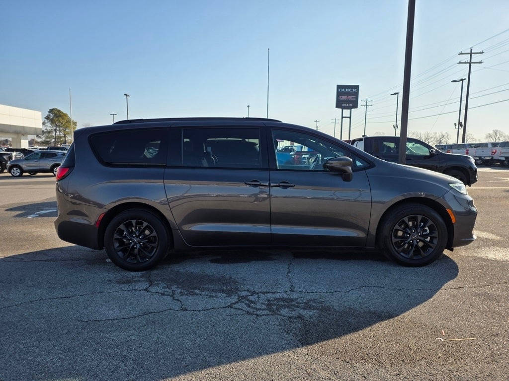 2021 Chrysler Pacifica Touring