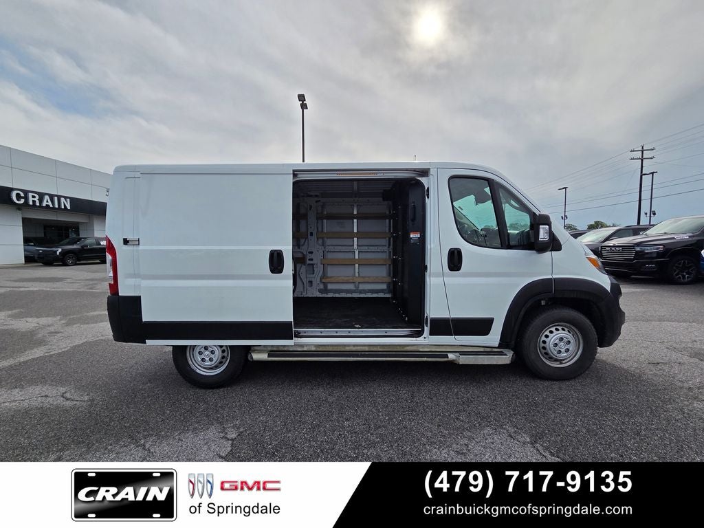 2025 RAM ProMaster 2500 Base 136 WB
