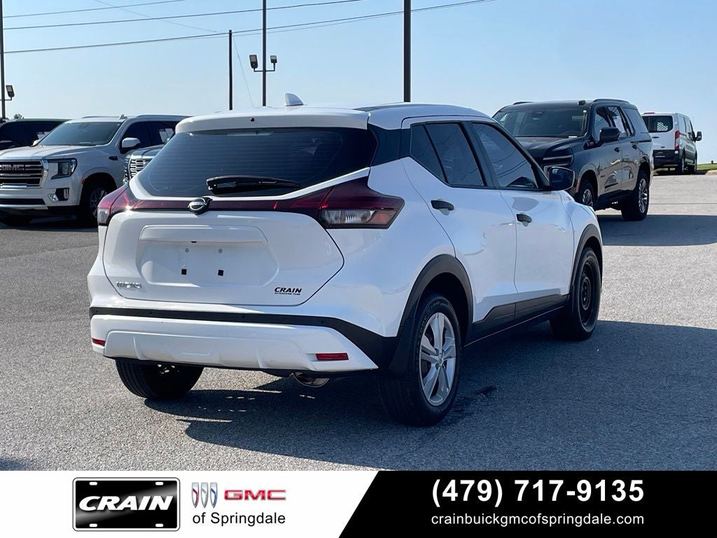 2023 Nissan Kicks S